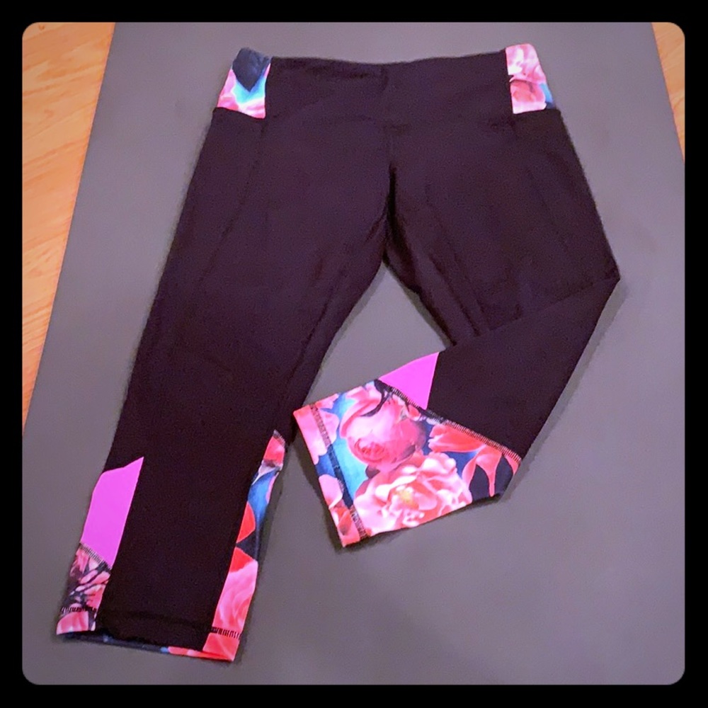 Lululemon rose crop